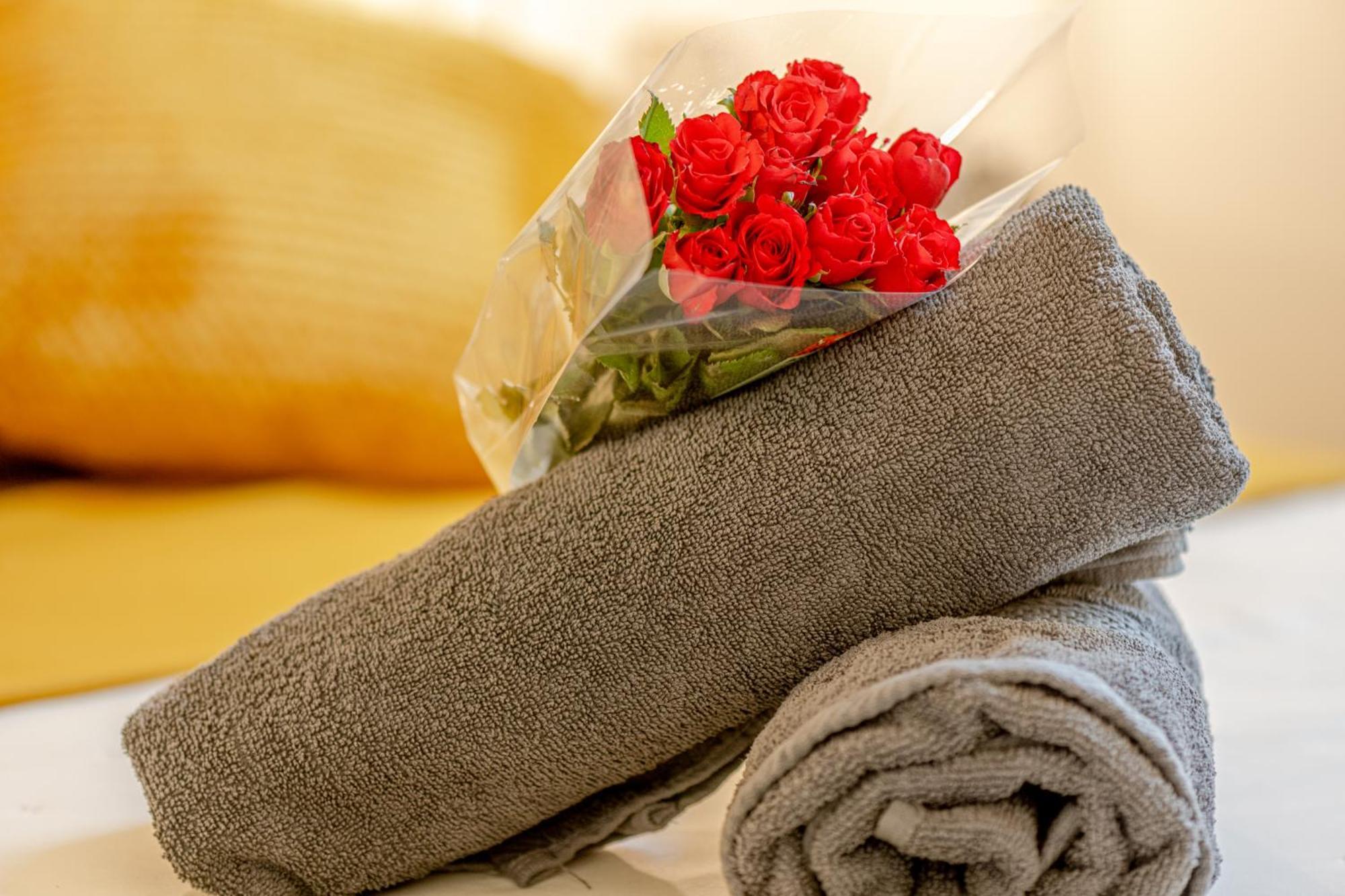 פרפיניין Chic Family - Neuf & Moderne - Parking Wifi Centre Ville Gare Tgv - Confort Ideal Famille - Offre Speciale מראה חיצוני תמונה